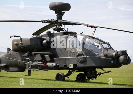 AgusteWestland Apache AH-MK1 auf der Flightline am 2019 Duxford Air Festival Stockfoto
