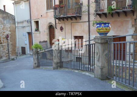 Keramik in der Stadt Sciacca, Sizilien Stockfoto