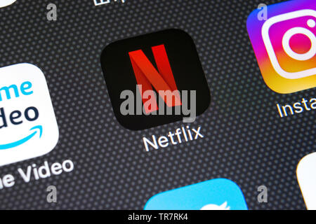 Sankt-Petersburg, Russland, 22. Februar 2018: Netflix Symbol auf Apple iPhone X-close-up. Netflix App Symbol. Netflix Anwendung. Soziale Stockfoto