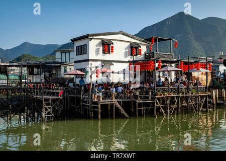 Ein Restaurant auf Stelzen, das Fischerdorf Tai O, Hongkong, China Stockfoto