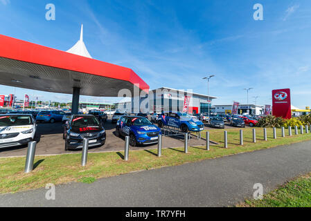 Vauxhall an Toomey Motor Village, Toomey Motor Gruppe Autohaus Immobilien auf Toomey Automotive Retail Park, Cherry Orchard, Southend, Essex, Großbritannien Stockfoto