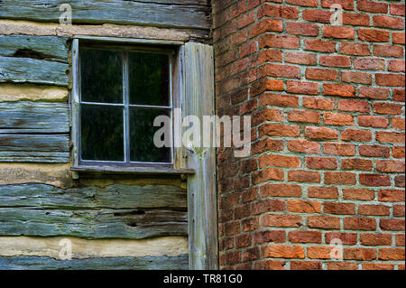 Eine Nahaufnahme eines Abschnitts eines alten Siedler Homestead in Cades Cove Tal in Tennessee Great Smoky Mountains. Stockfoto