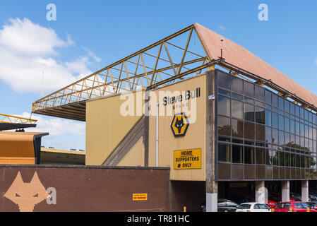 Der Steve Bull stand auf der Molineux, Heimat des Fußballvereins Wolverhampton wandert Stockfoto