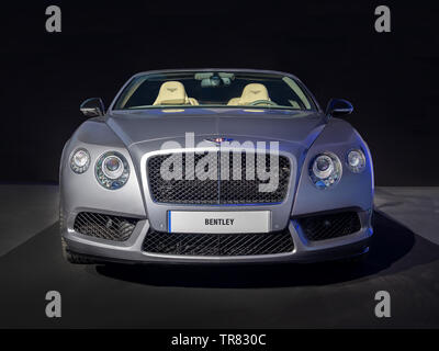 BARCELONA, SPANIEN - 11. MAI 2019: 2003 Bentley Continental GT (Сonvertible) am 100 Jahre Automobil Ausstellung Stockfoto