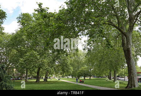 Goose Green im East Dulwich, London, UK. Ein beliebtes, geschlossenen Park zwischen Grove Vale, East Dulwich Straße und Adys Road SE 15. Stockfoto