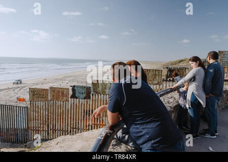 Grenzmauer an Tijuanaa Stockfoto