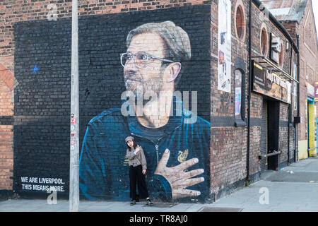 Große, riesig, Wandbild, Straße, Kunst, von, Liverpool, Fußball, LFC, Manager, Deutsche, Jürgen Klopp, auf, an der Wand, auf, Seite, der, Jamaica Street, Baltische Dreieck, Liverpool, England Stockfoto