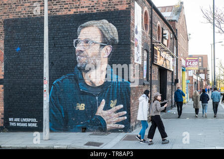 Große, riesig, Wandbild, Straße, Kunst, von, Liverpool, Fußball, LFC, Manager, Deutsche, Jürgen Klopp, auf, an der Wand, auf, Seite, der, Jamaica Street, Baltische Dreieck, Liverpool, England Stockfoto