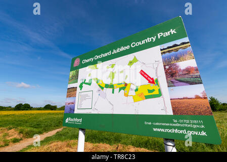 Karte Layout board aus Cherry Orchard Jubiläum Country Park, Rochford Country Park, Southend, Essex, Großbritannien. Wildlife Park in Roach Tal. Wiese, Felder Stockfoto