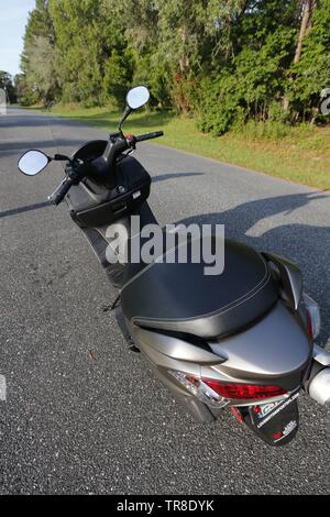 Suzuki Burgman 200 ABS-Roller Stockfoto