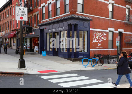 Warby Parker, 538 Washington Street, Hoboken, NJ Stockfoto