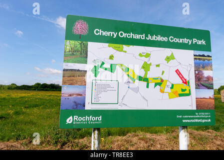 Karte Layout board aus Cherry Orchard Jubiläum Country Park, Rochford Country Park, Southend, Essex, Großbritannien. Wildlife Park in Roach Tal. Wiese, Felder Stockfoto