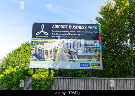 Werbetafel am London Southend Airport, Airport Business Park Entwicklung in Southend On Sea, Essex, Großbritannien. Eigenschaft Entwicklung kommerzielle Stockfoto