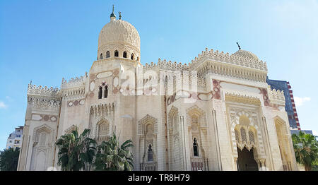 Anzeigen von Abu al-Abbas al-Mursi Moschee. Berühmte ägyptische Moschee in der Stadt Alexandria Stockfoto