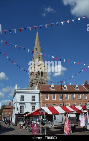 Der Turm der Pfarrkirche St. Maria Magdelene in Newark-on-Trent, Nottinghamshire, England Stockfoto