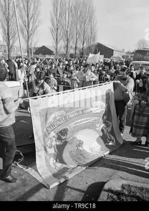 3. März 1985. Das Ende des Bergarbeiterstreiks im Revier Selby in Yorkshire, England. Der Streik der Bergarbeiter, die seit 1984 in einem Versuch zu stoppen, um die britischen Konservativen Regierung schließen viele Der collierys gewesen war. Stockfoto