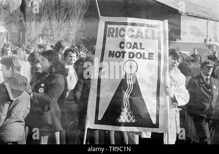 3. März 1985. Das Ende des Bergarbeiterstreiks im Revier Selby in Yorkshire, England. Der Streik der Bergarbeiter, die seit 1984 in einem Versuch zu stoppen, um die britischen Konservativen Regierung schließen viele Der collierys gewesen war. Stockfoto