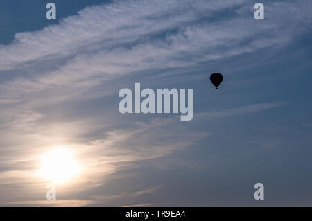 Reise in einem Heißluftballon Stockfoto