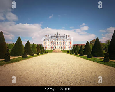 Chateau de Sceaux Hof und Gärten. Grand country house in Sceaux, Hauts-de-Seine, Paris, Frankreich. Ile-de-France Museum Stockfoto