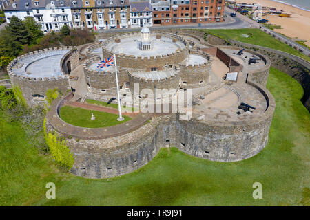 Ein Luftbild der mittelalterlichen, Deal Castle in Deal, Kent, Großbritannien. Stockfoto