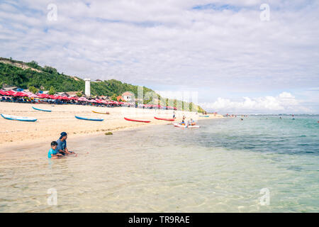 Landschaftlich schöner Blick auf den Pandawa Strand auf der indonesischen Insel Bali Stockfoto
