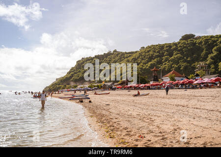 Landschaftlich schöner Blick auf den Pandawa Strand auf der indonesischen Insel Bali Stockfoto