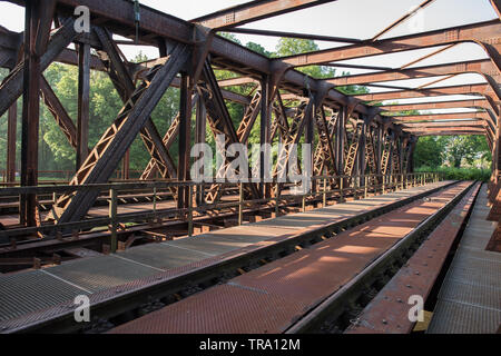 alte Eisenbahnbrücke Stockfoto