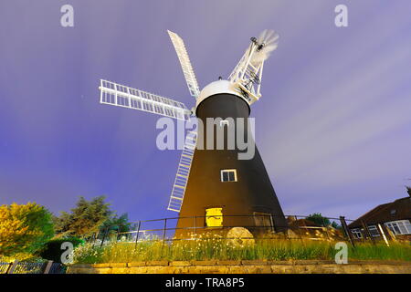 Holgate Mühle ist eine restaurierte Mühle, die auf einen Kreisverkehr in einem York Vorort in North Yorkshire gelegen und ist eine Touristenattraktion. Stockfoto