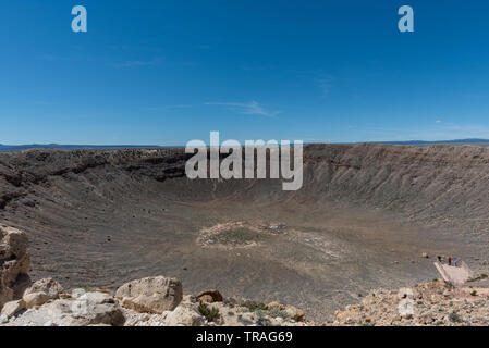 Majestic Meteor Crater Vista im Frühling, Northern Arizona Stockfoto