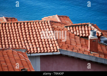 Große farbige Haus am Strand Stockfoto