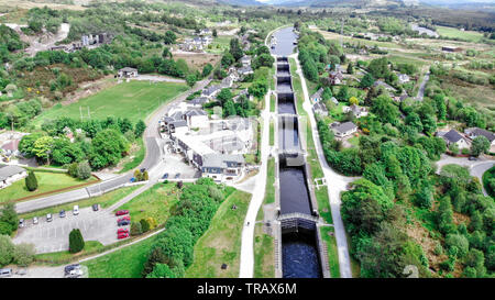 Neptune Schlösser, Luftaufnahme von drohne des Caledonian Canal, Spean Bridge, Schottland, Großbritannien Stockfoto