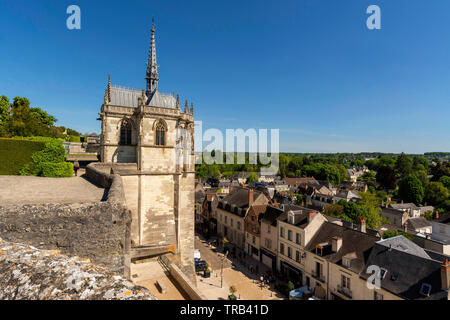 Blick auf die Stadt Amboise und Saint Hubert gotische Kapelle, Leonardo-da-Vinci-Grab, Tal der Loire, Indre et Loire, Centre Val de Loire, Frankreich Stockfoto