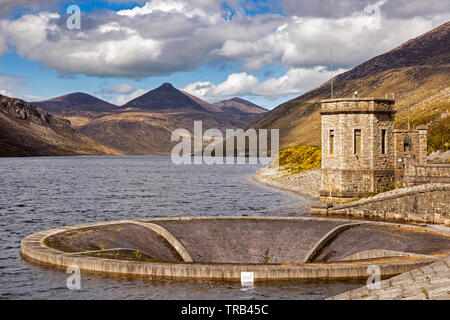 Nordirland, Co unten, hohe Mournes, Silent Valley Reservoir, Überlauf Stockfoto