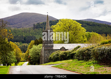 Nordirland, Co Down, Bryansford, Tollymore Forest Park, Clanbrassil Scheune, landwirtschaftliche Scheune baute eine Kirche zu ähneln Stockfoto