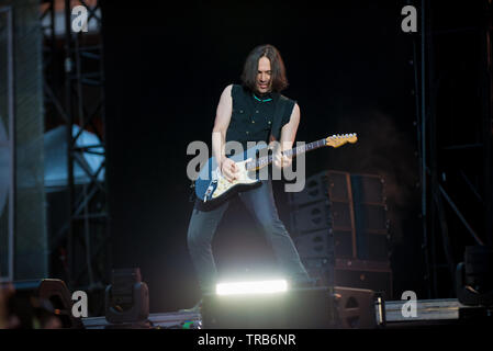 Vince Pastano durchgeführt in der vergangenen Nacht in Mailand im Stadion San Siro für die erste von sechs Datum der Vasco Rossi! Stockfoto