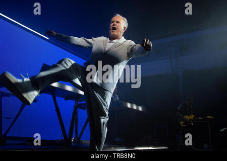 Fotos von Howard Jones im Queens Hall Edinburgh Schottland. 35 Jahre Jubiläum der "Menschen Lib' Album und verwandeln den 31. Mai 2019 Stockfoto