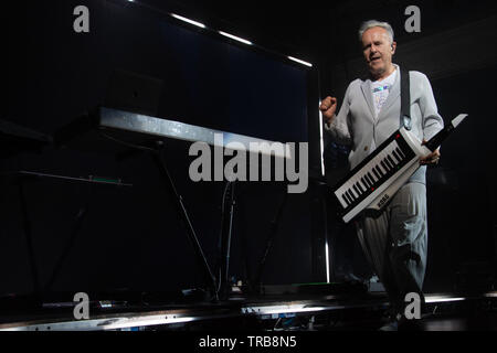 Fotos von Howard Jones im Queens Hall Edinburgh Schottland. 35 Jahre Jubiläum der "Menschen Lib' Album und verwandeln den 31. Mai 2019 Stockfoto