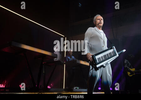 Fotos von Howard Jones im Queens Hall Edinburgh Schottland. 35 Jahre Jubiläum der "Menschen Lib' Album und verwandeln den 31. Mai 2019 Stockfoto