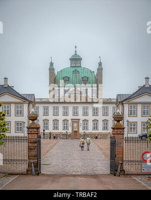 Fredensborg Palace ist ein Palast, am östlichen Ufer des Sees Esrum in Fredensborg auf der Insel Seeland in Dänemark. Stockfoto