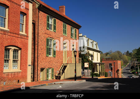 Die Stonewall Jackson House, hier dargestellt, ist ein Wahrzeichen und beliebte Touristenattraktion in der historischen Stadt Lexington Virginia Stockfoto