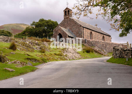 Eine malerische Aussicht auf St. James Parish Church in Buttermere Dorf im Lake District National Park, Cumbria, England Stockfoto