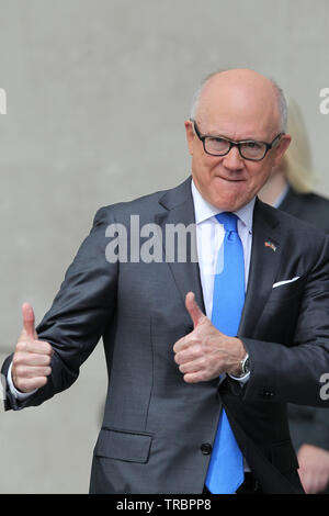 LONDON - 02.Juni 2019: Woody Johnson Botschafter der Vereinigten Staaten von Amerika, dem Vereinigten Königreich bei den BBC-Studios in London gesehen Stockfoto