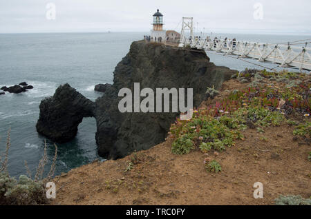 Point Bonita Leuchtturm befindet sich auf der Spitze des Point Bonita in den Marin Headlands. Es wurde 1981 automatisiert. Stockfoto