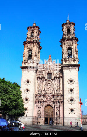 Fassade der Kirche Santa Prisca Taxco de Alarcon Stadt, Guerrero, Mexiko Stockfoto