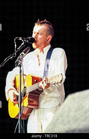 Damien Rice bei der Jungfrau V Festival V 2003, Hylands Park, Chelmsford, Essex, Vereinigtes Königreich. Stockfoto