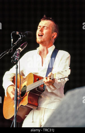 Damien Rice bei der Jungfrau V Festival V 2003, Hylands Park, Chelmsford, Essex, Vereinigtes Königreich. Stockfoto