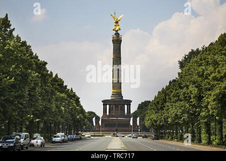 Siegessäule (Siegessaule) am Großen Stern im Tiergarten. Berlin. Deutschland Stockfoto