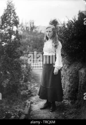 Soziale Geschichte einschließlich Mode (Derbyshire/Warwickshire). Foto wahrscheinlich in den 1920er Jahren genommen. Dies ist ein Glas negative und bildeten nur eine von 102 Negative mit der Aufschrift "Crich'. Alle stehen auf Alamy und kann unter dem Stichwort 'Crich 1920s' gefunden werden. Stockfoto