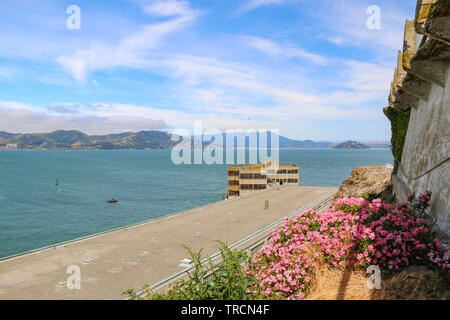 Modell Industrie Gebäude auf Alcatraz, San Francisco Bay, Kalifornien Stockfoto