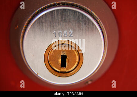 Ein Metall Verschluss der Tür Stockfoto